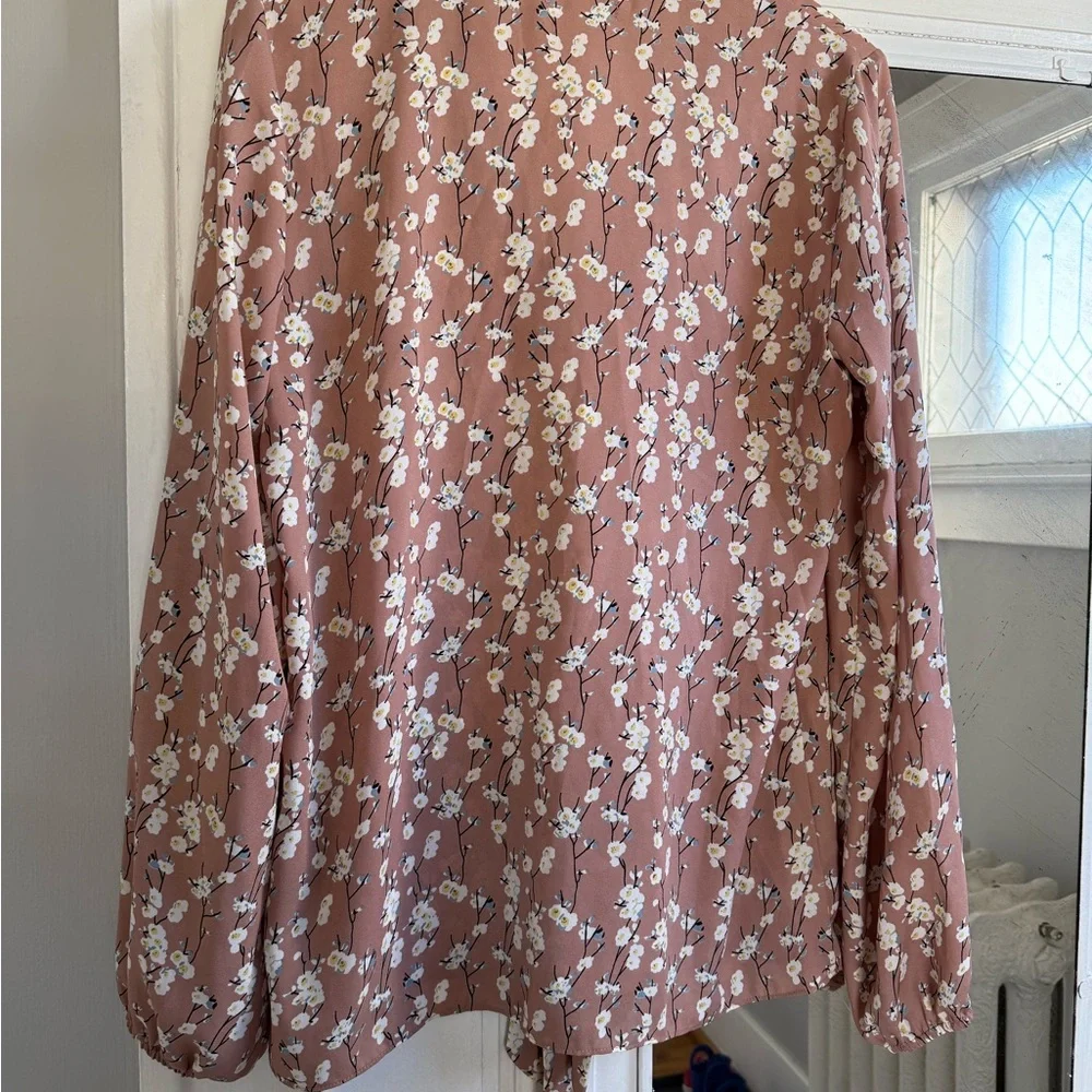 Max Studio tie neck bow cherry blossom Floral Pink Women's Top